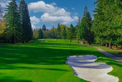 Best golf courses near Portland, OR .